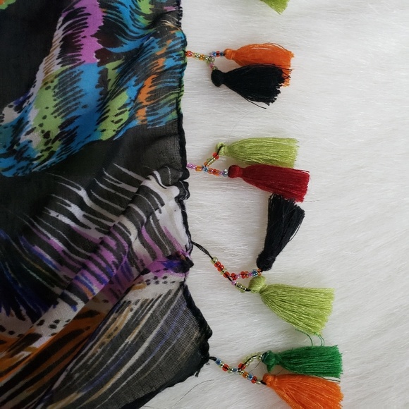 Rainbow Feather Scarf - Picture 4 of 5
